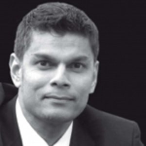 Carlos Bhola