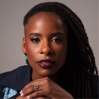 Monique Evelle