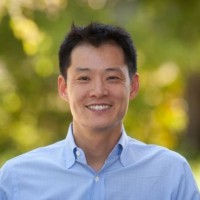 Warren Lee