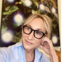 Stephanie Sperber
