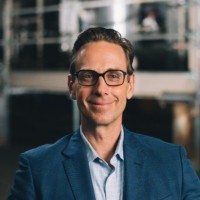 Robert Schuetzle