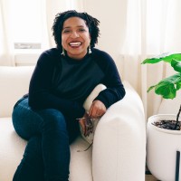 Sydney Thomas