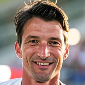Kaan Anit